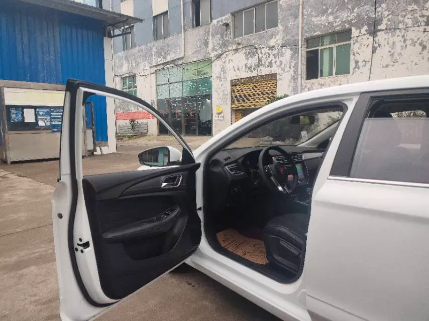 2020 Roewe i5 1.5L 120HP L4 CVT,autocango,china used car exporter,china ev exporter,chinese used car exporter,chinese used ev exporter