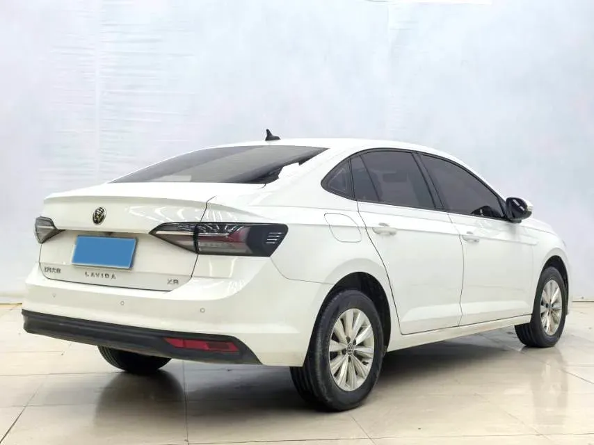 2023 Mazda 3 Axela 1.5L 117HP L4 6AT,autocango,china used car exporter,china ev exporter,chinese used car exporter,chinese used ev exporter