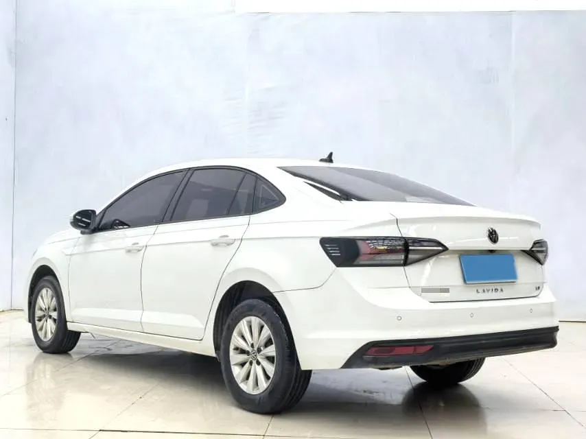 2023 Mazda 3 Axela 1.5L 117HP L4 6AT,autocango,china used car exporter,china ev exporter,chinese used car exporter,chinese used ev exporter