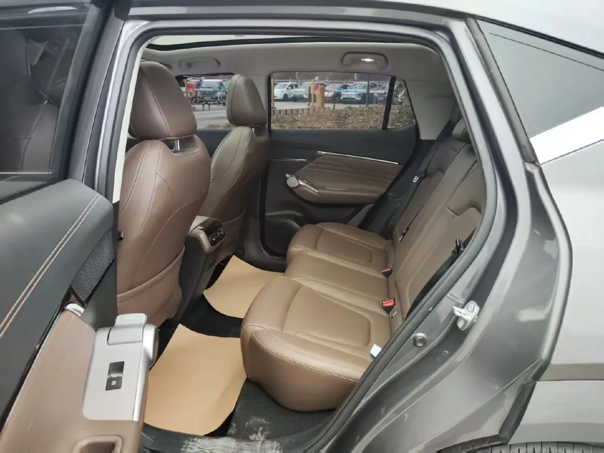 2024 GAC Trumpchi GS4 1.5T 177HP L4 7DCT,autocango,china used car exporter,china ev exporter,chinese used car exporter,chinese used ev exporter