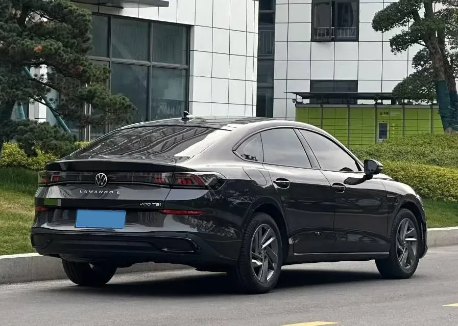 2024 Volkswagen Lamando 1.2T 116HP L4 7DCT,autocango,china used car exporter,china ev exporter,chinese used car exporter,chinese used ev exporter
