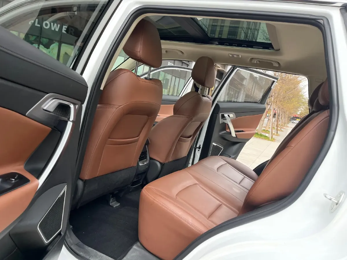 2021 Geely JiaJi 1.8T 184HP L4 7DCT,autocango,china used car exporter,china ev exporter,chinese used car exporter,chinese used ev exporter