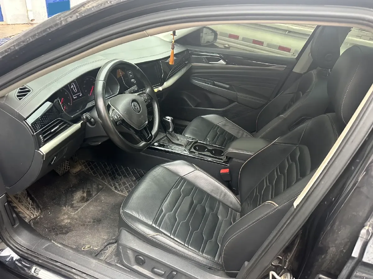 2019 Skoda Kodiak 2.0T 186HP L4 7DCT,autocango,china used car exporter,china ev exporter,chinese used car exporter,chinese used ev exporter