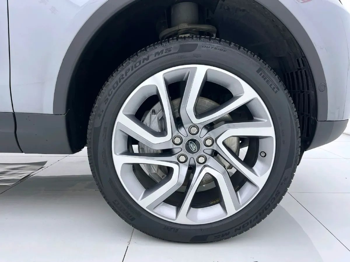 2020 Land Rover Discovery 3.0T 340HP V6 8AT,autocango,china used car exporter,china ev exporter,chinese used car exporter,chinese used ev exporter