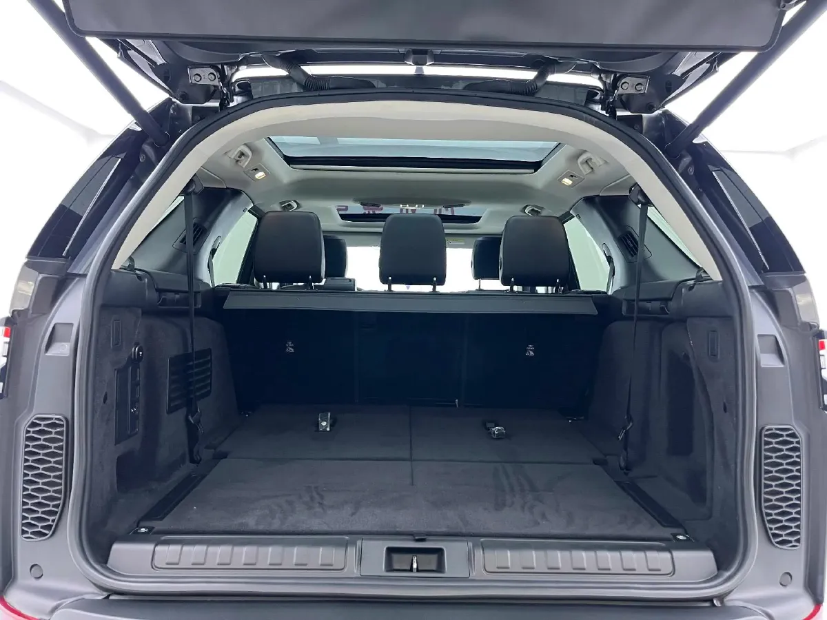 2020 Land Rover Discovery 3.0T 340HP V6 8AT,autocango,china used car exporter,china ev exporter,chinese used car exporter,chinese used ev exporter