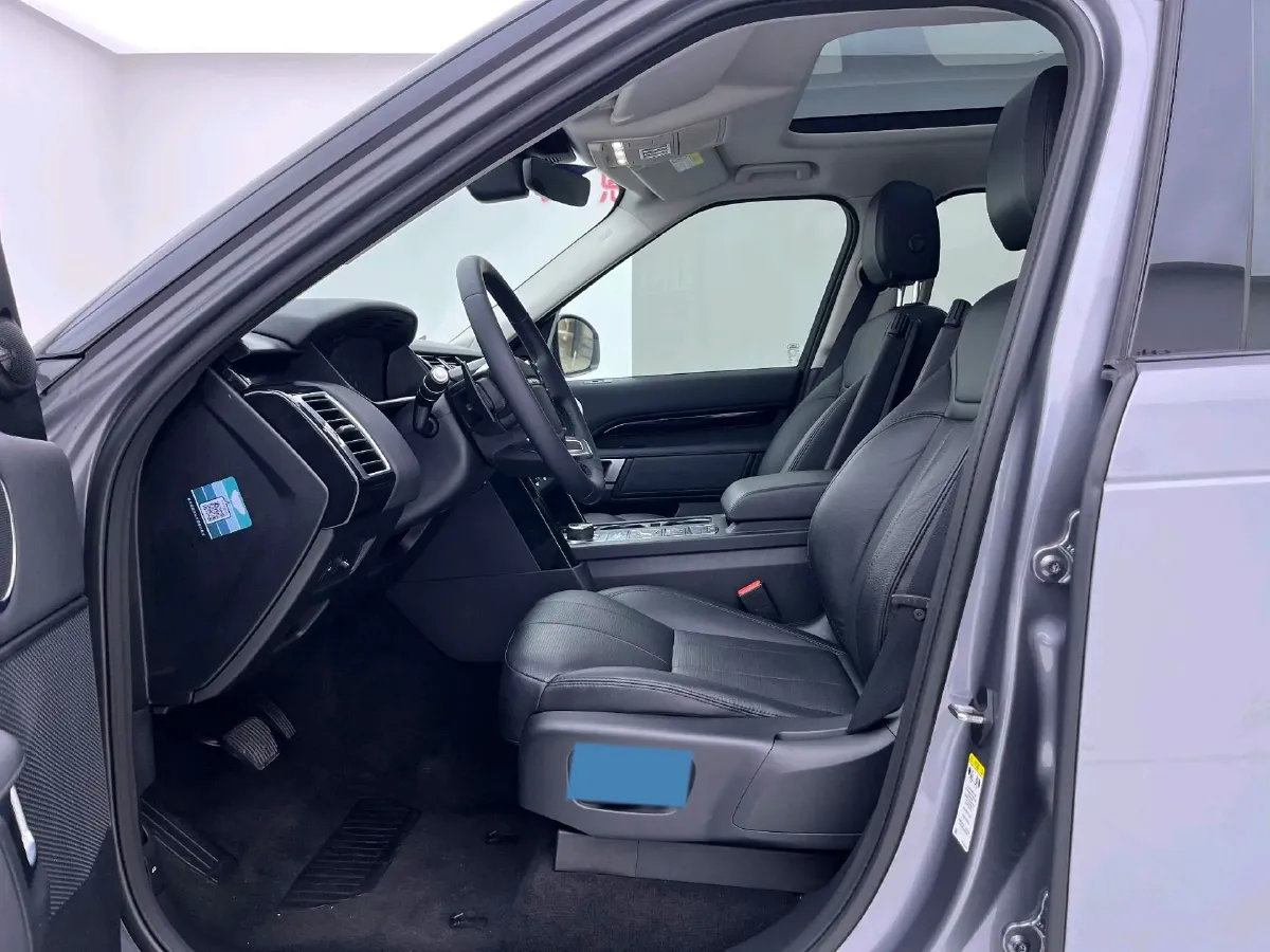 2020 Land Rover Discovery 3.0T 340HP V6 8AT,autocango,china used car exporter,china ev exporter,chinese used car exporter,chinese used ev exporter