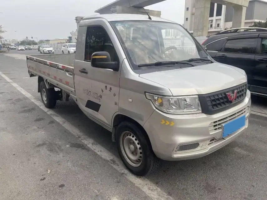 2019 WuLing RongGuang New Truck 1.8L 133HP L4 5MT,autocango,china used car exporter,china ev exporter,chinese used car exporter,chinese used ev exporter