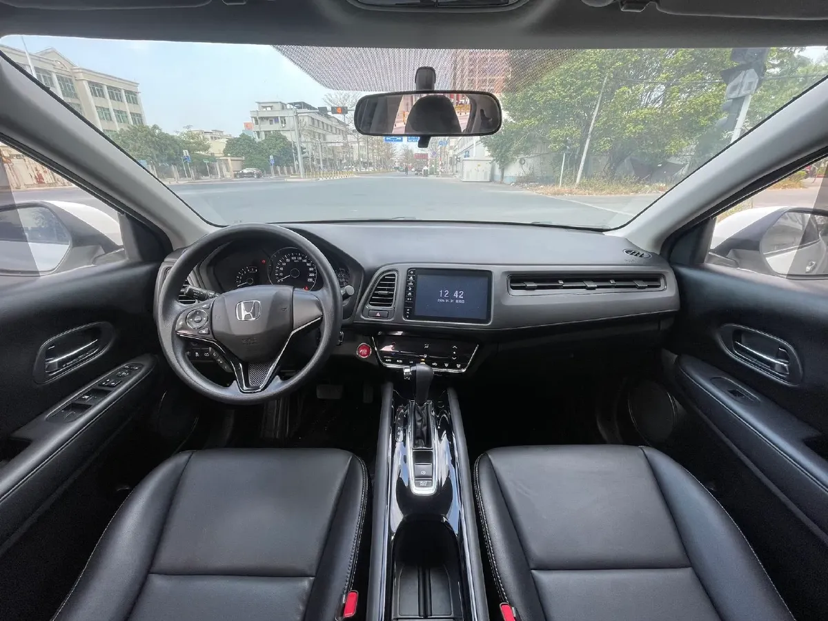 2020 Honda Vezel 1.5T 177HP L4 CVT,autocango,china used car exporter,china ev exporter,chinese used car exporter,chinese used ev exporter