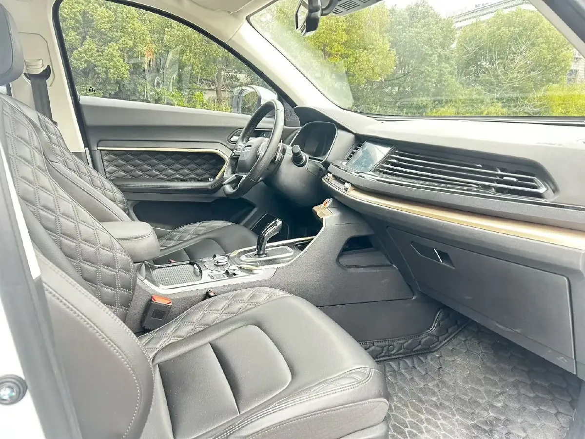 2020 Haval H6 1.5T 169HP L4 7DCT,autocango,china used car exporter,china ev exporter,chinese used car exporter,chinese used ev exporter