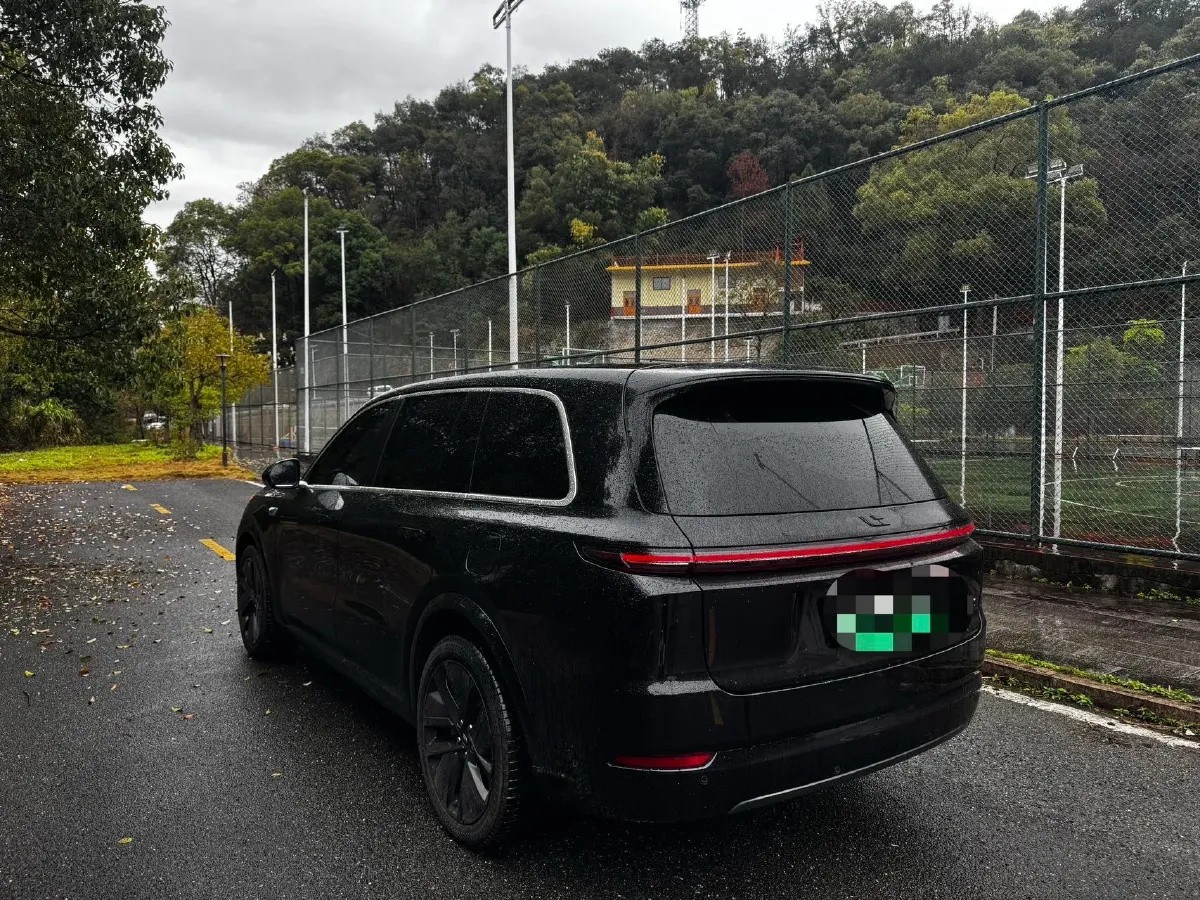 2023 Li L9 Range Extended 154HP REEV 42.6KWH,autocango,china used car exporter,china ev exporter,chinese used car exporter,chinese used ev exporter