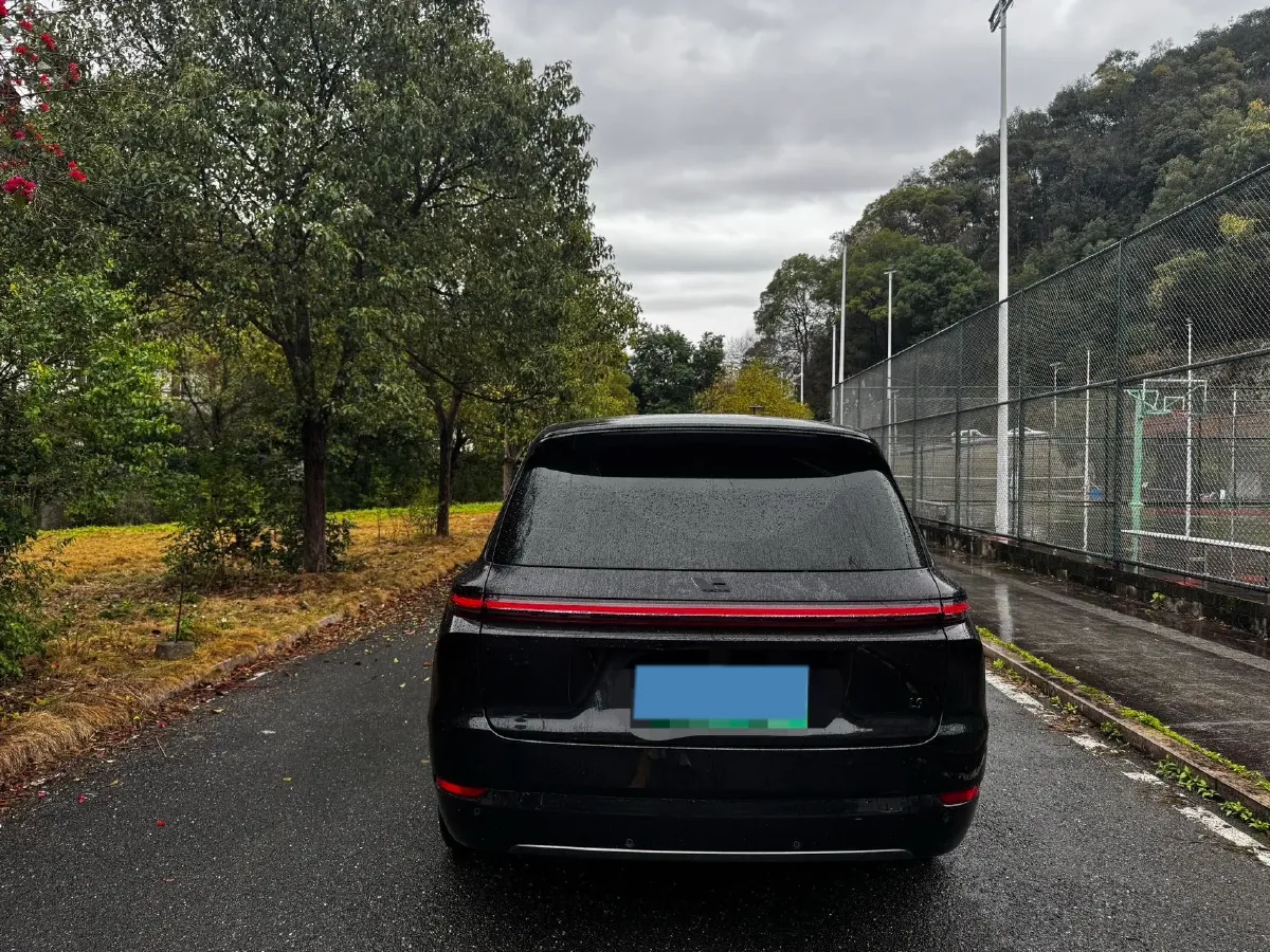 2023 Li L9 Range Extended 154HP REEV 42.6KWH,autocango,china used car exporter,china ev exporter,chinese used car exporter,chinese used ev exporter