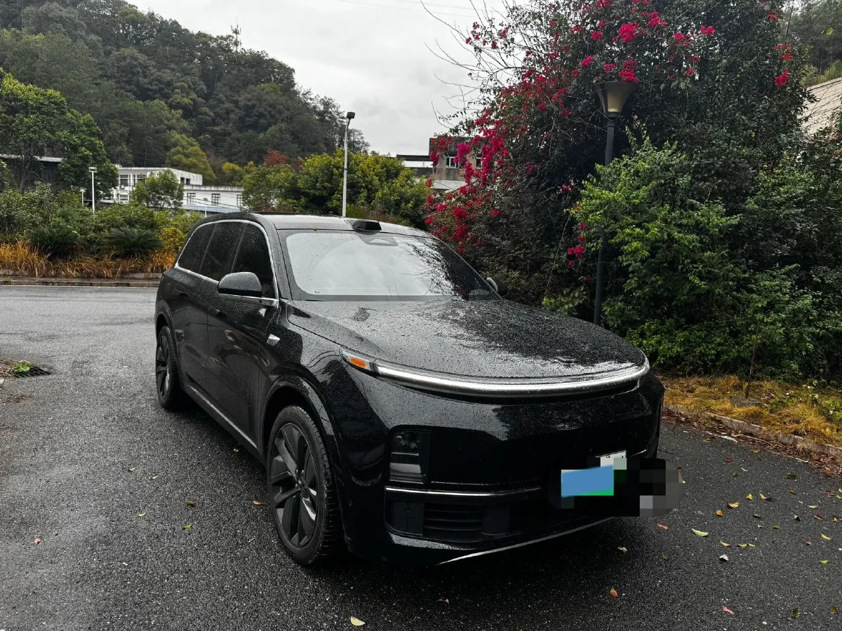 2023 Li L9 Range Extended 154HP REEV 42.6KWH,autocango,china used car exporter,china ev exporter,chinese used car exporter,chinese used ev exporter