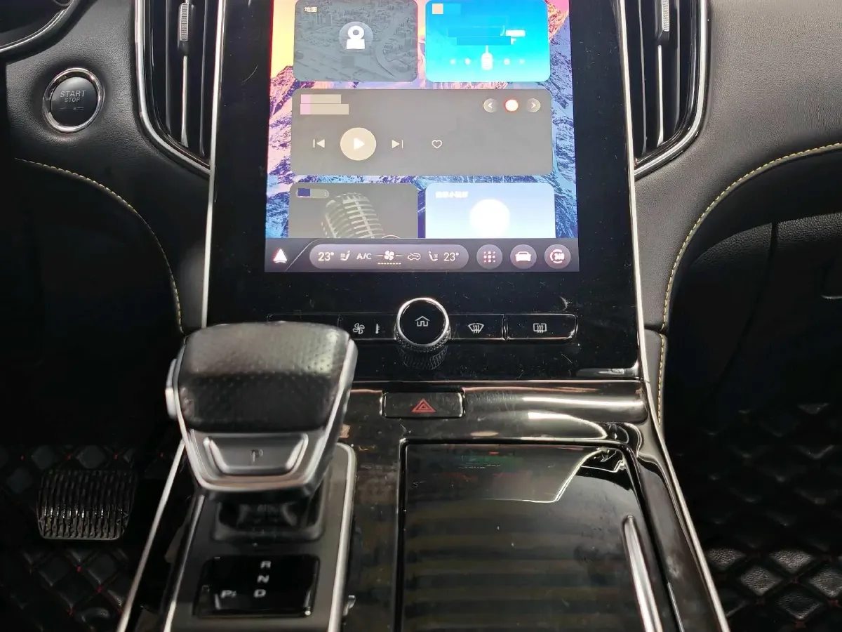 2020 Roewe i6 MAX 1.5T 169HP L4 AMT PHEV,autocango,china used car exporter,china ev exporter,chinese used car exporter,chinese used ev exporter