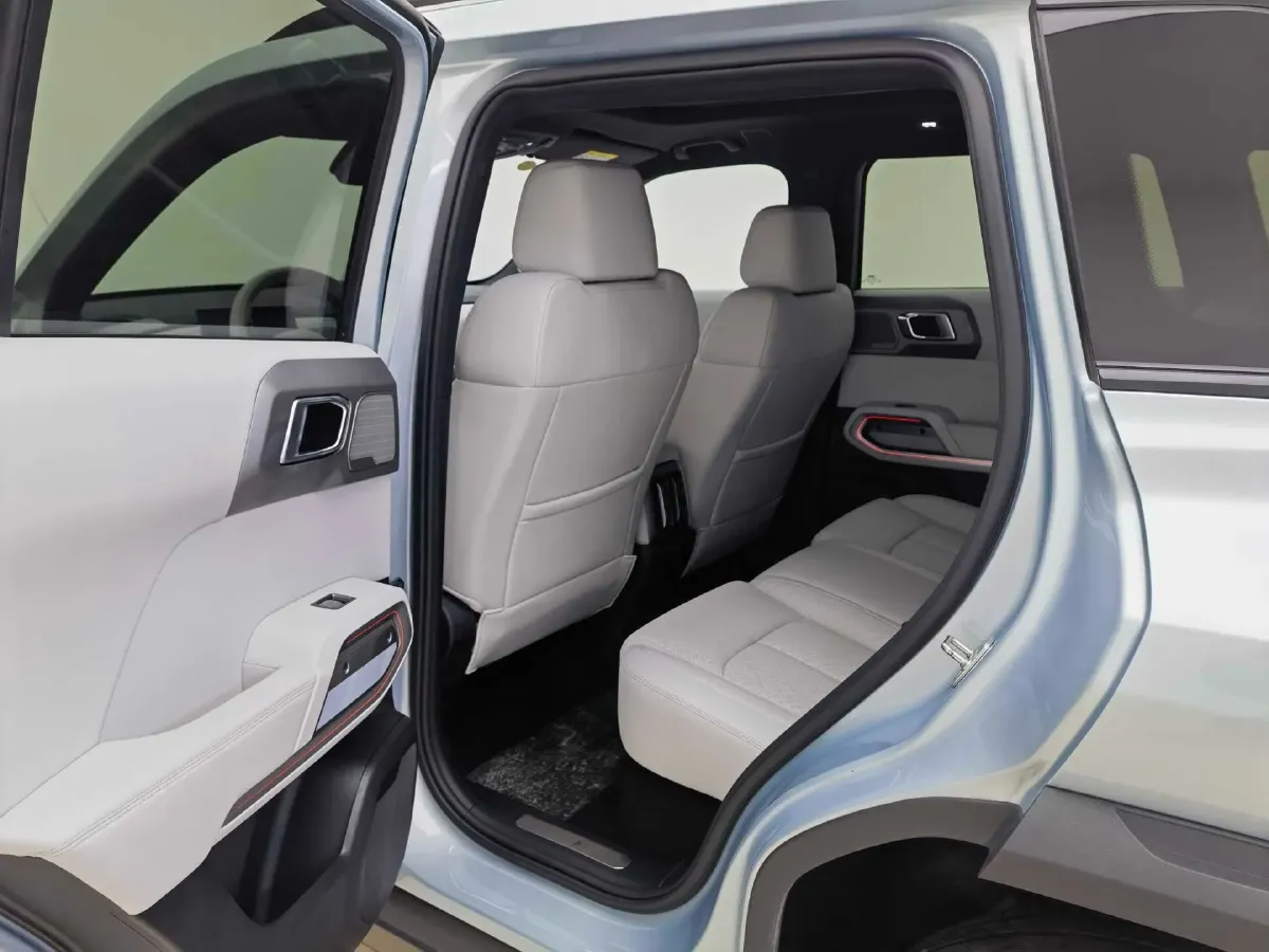 2025 FangChengBao Tai 3 BEV,autocango,china used car exporter,china ev exporter,chinese used car exporter,chinese used ev exporter