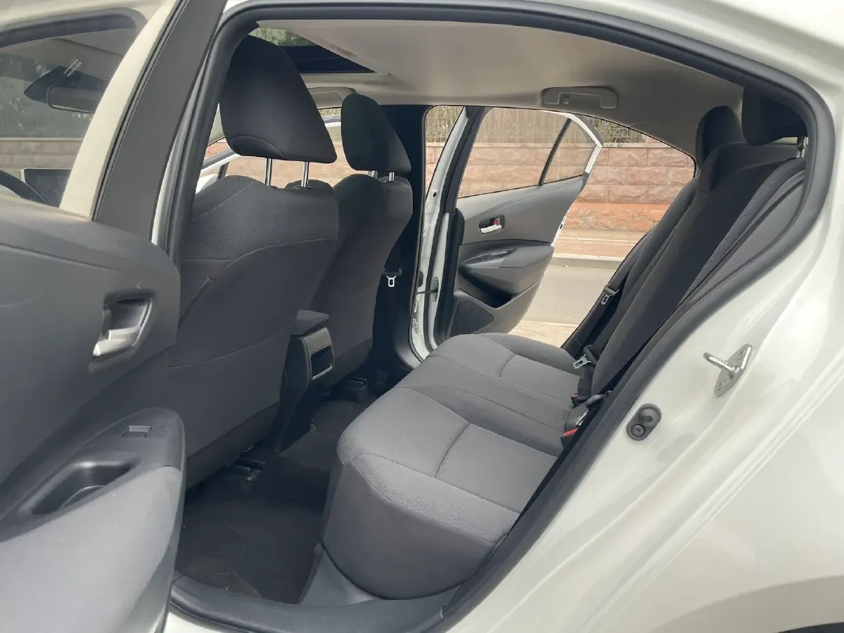 2019 Toyota Corolla 1.2T 116HP L4 CVT,autocango,china used car exporter,china ev exporter,chinese used car exporter,chinese used ev exporter