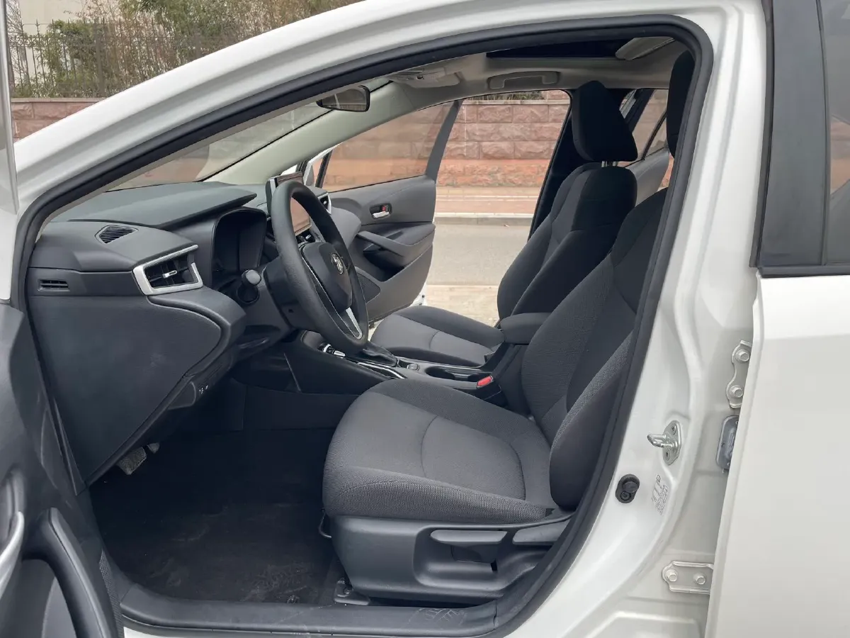 2019 Toyota Corolla 1.2T 116HP L4 CVT,autocango,china used car exporter,china ev exporter,chinese used car exporter,chinese used ev exporter