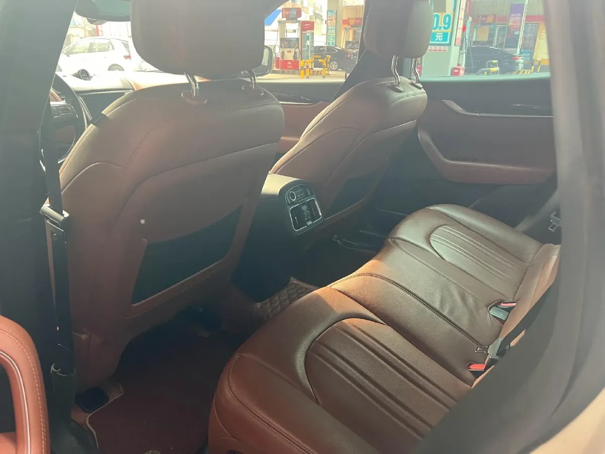 2018 Maserati Levante 3.0T 430HP V6 8AT,autocango,china used car exporter,china ev exporter,chinese used car exporter,chinese used ev exporter