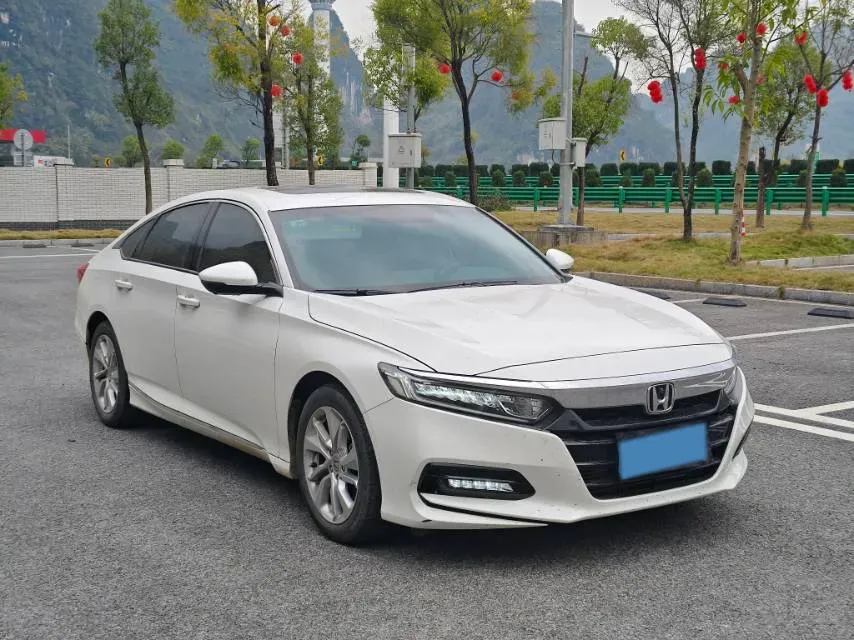 2018 Honda Accord 1.5T 194HP L4 CVT,autocango,china used car exporter,china ev exporter,chinese used car exporter,chinese used ev exporter