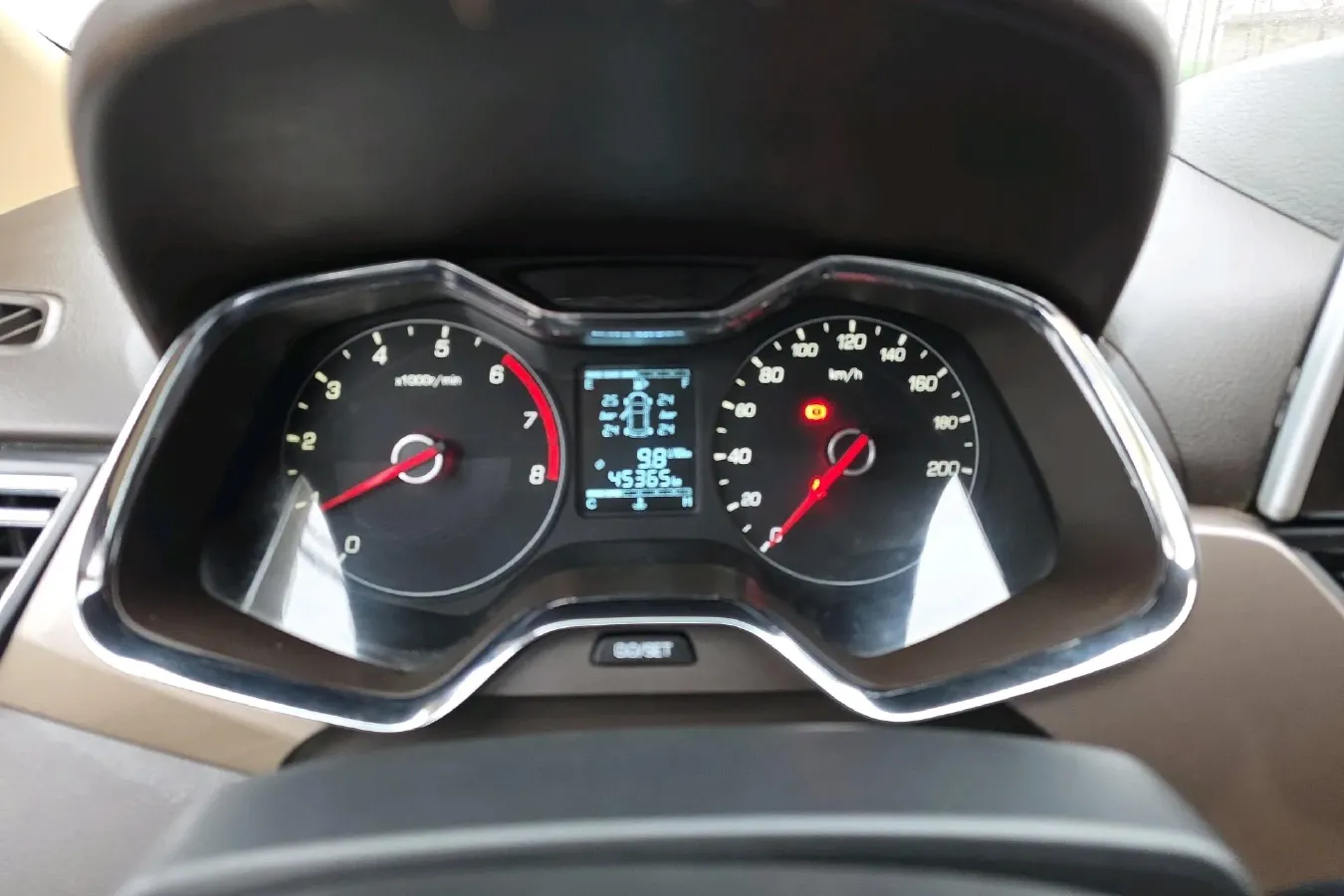 2019 Golden Dragon New Era Sea Lion 2.0L 102HP L4 5MT,autocango,china used car exporter,china ev exporter,chinese used car exporter,chinese used ev exporter