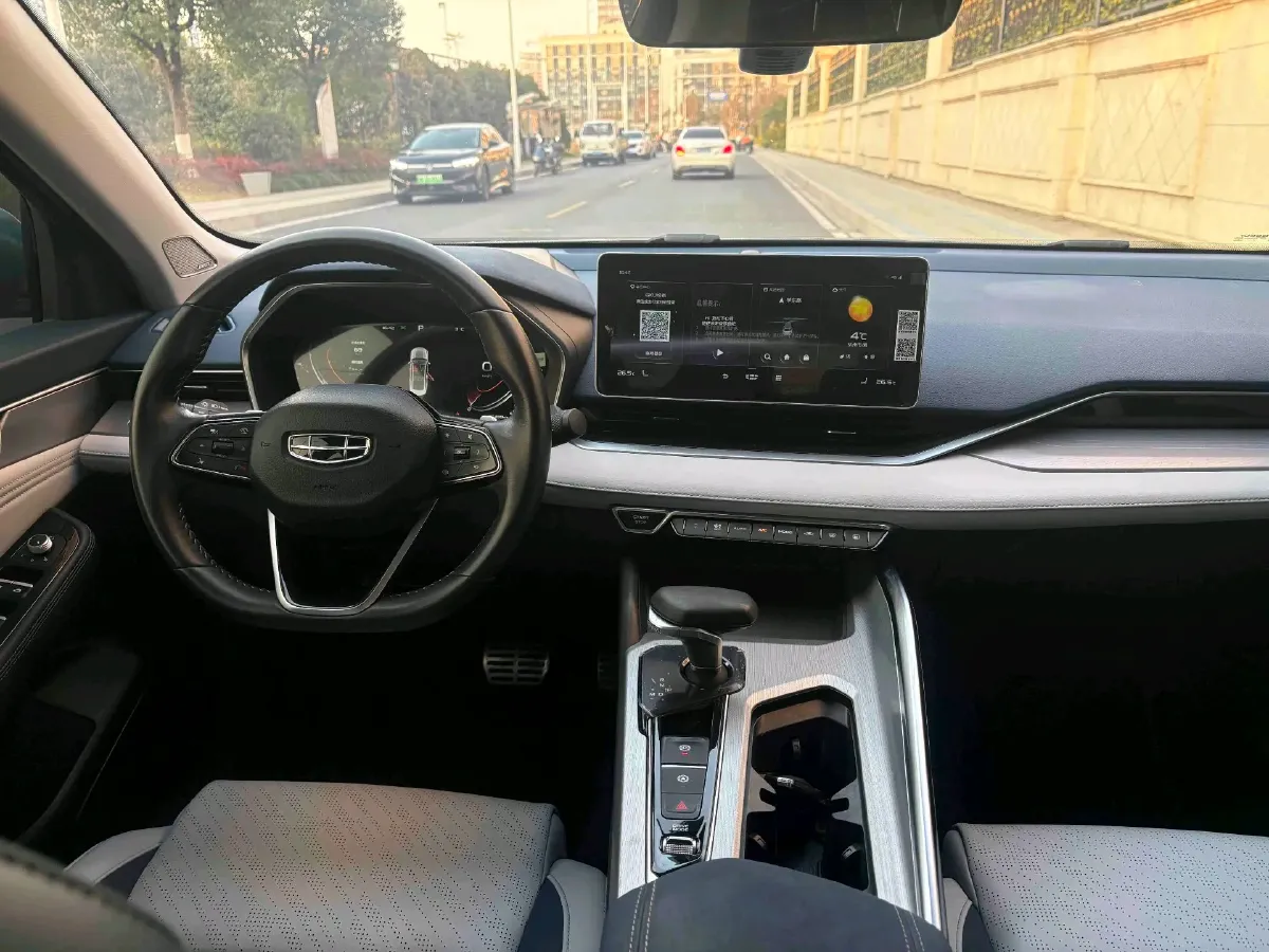 2021 Geely Preface 2.0T 190HP L4 7DCT,autocango,china used car exporter,china ev exporter,chinese used car exporter,chinese used ev exporter