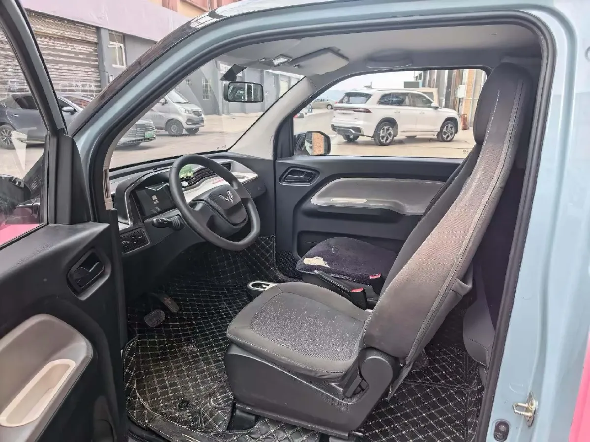 2020 WuLing HongGuang MINI EV BEV 9.3KWH,autocango,china used car exporter,china ev exporter,chinese used car exporter,chinese used ev exporter