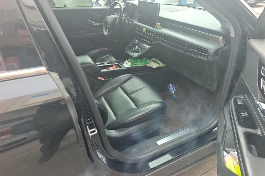 2022 Lincoln Corsair 2.0T 245HP L4 8AT,autocango,china used car exporter,china ev exporter,chinese used car exporter,chinese used ev exporter