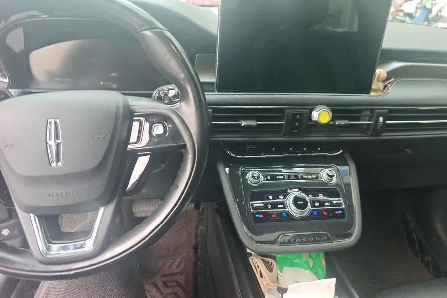 2022 Lincoln Corsair 2.0T 245HP L4 8AT,autocango,china used car exporter,china ev exporter,chinese used car exporter,chinese used ev exporter