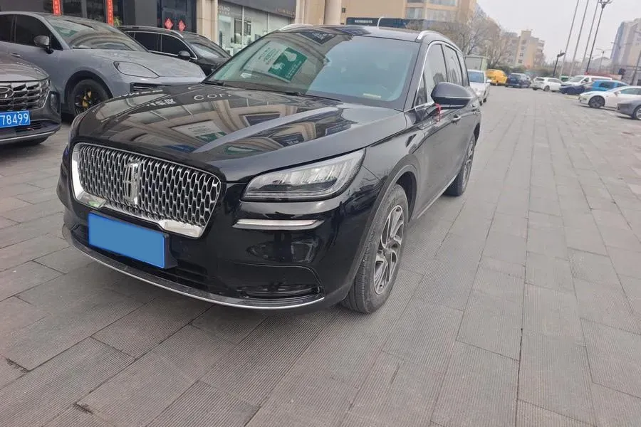 2022 Lincoln Corsair 2.0T 245HP L4 8AT,autocango,china used car exporter,china ev exporter,chinese used car exporter,chinese used ev exporter