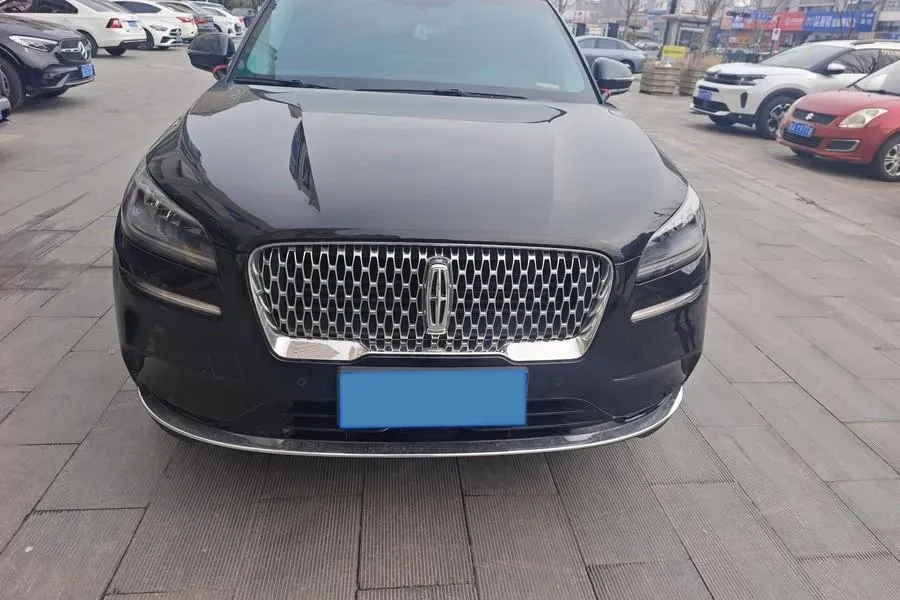 2022 Lincoln Corsair 2.0T 245HP L4 8AT,autocango,china used car exporter,china ev exporter,chinese used car exporter,chinese used ev exporter