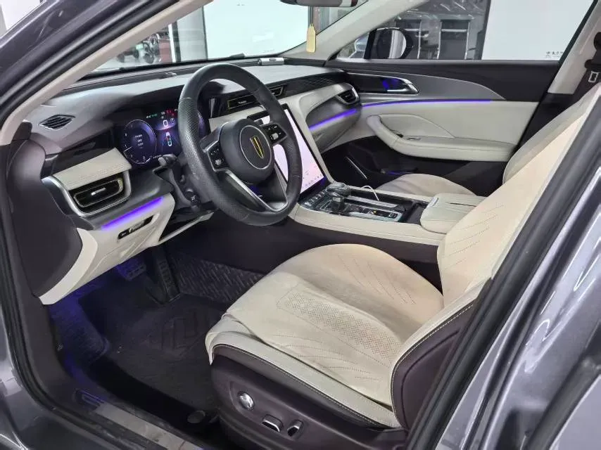 2023 HongQi H5 2.0T 224HP L4 8AT,autocango,china used car exporter,china ev exporter,chinese used car exporter,chinese used ev exporter