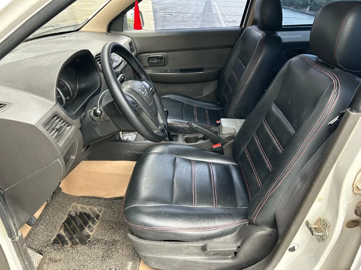 2018 WuLing HongGuang 1.2L 82HP L4 5MT,autocango,china used car exporter,china ev exporter,chinese used car exporter,chinese used ev exporter