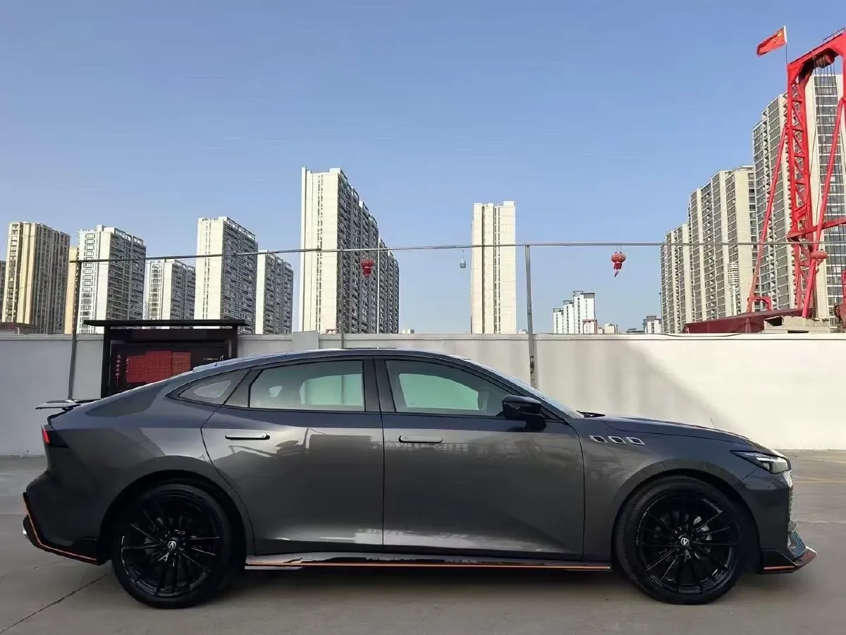 2022 ChangAn UNI-V 1.5T 188HP L4 7DCT,autocango,china used car exporter,china ev exporter,chinese used car exporter,chinese used ev exporter