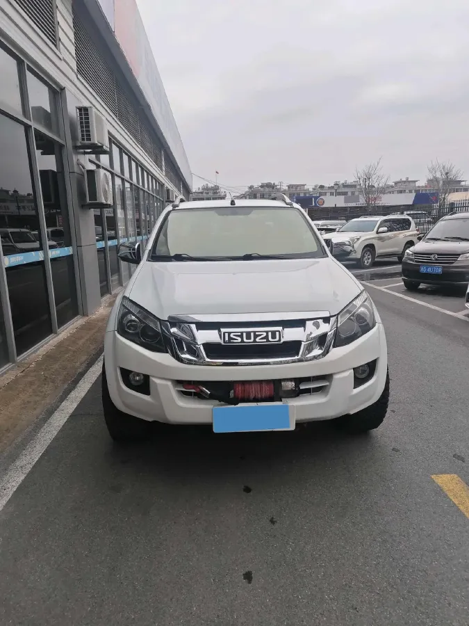 2018 Isuzu D-MAX 3.0T 177HP L4 6AT,autocango,china used car exporter,china ev exporter,chinese used car exporter,chinese used ev exporter