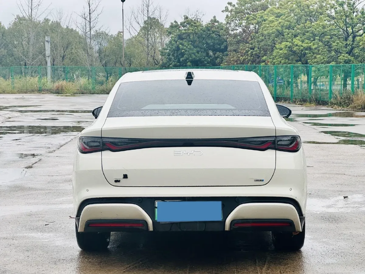 2025 BYD Seal06 BEV,autocango,china used car exporter,china ev exporter,chinese used car exporter,chinese used ev exporter