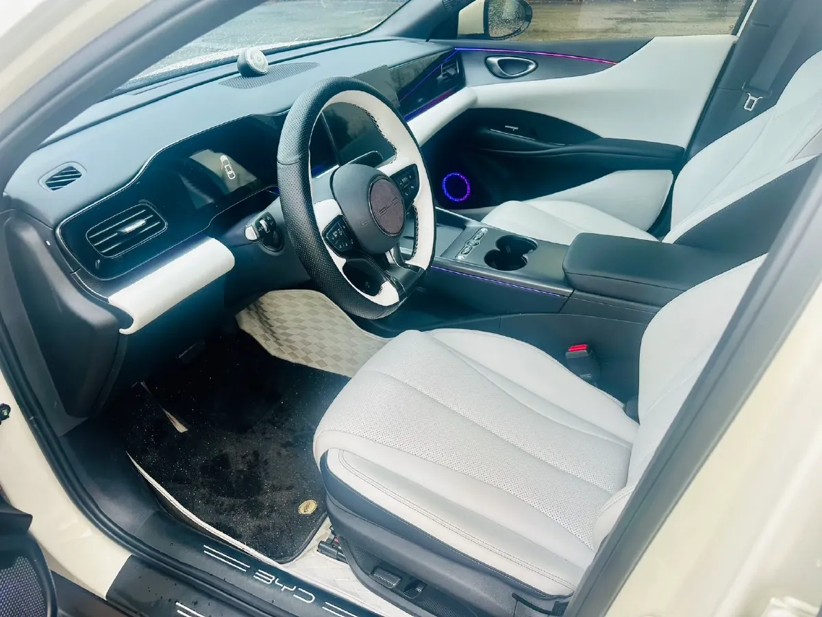 2025 BYD Seal06 BEV,autocango,china used car exporter,china ev exporter,chinese used car exporter,chinese used ev exporter