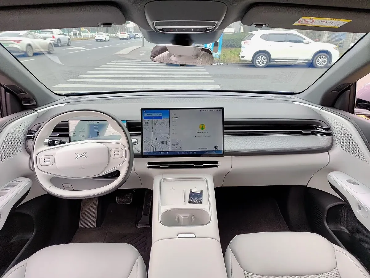 2025 Xpeng G6 BEV 68.5KWH,autocango,china used car exporter,china ev exporter,chinese used car exporter,chinese used ev exporter