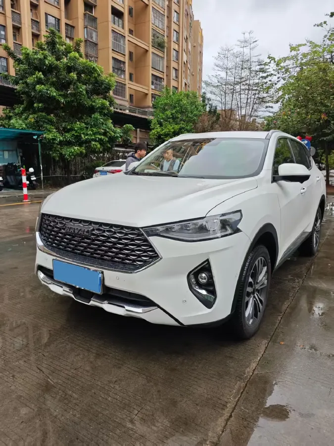 2019 Haval F7 2.0T 197HP L4 7DCT,autocango,china used car exporter,china ev exporter,chinese used car exporter,chinese used ev exporter