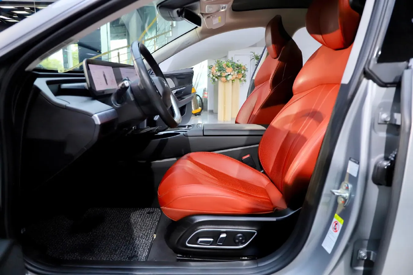 2022 Xpeng P7 BEV 83.1KWH,autocango,china used car exporter,china ev exporter,chinese used car exporter,chinese used ev exporter