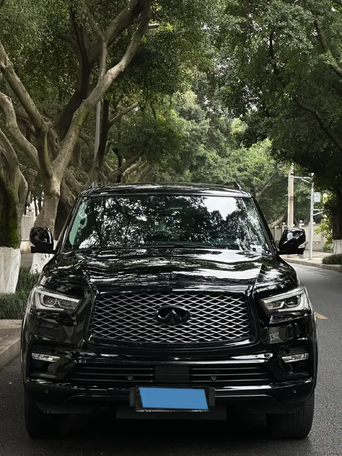 2016 Infiniti QX80 5.6L 398HP V8 7AT,autocango,china used car exporter,china ev exporter,chinese used car exporter,chinese used ev exporter