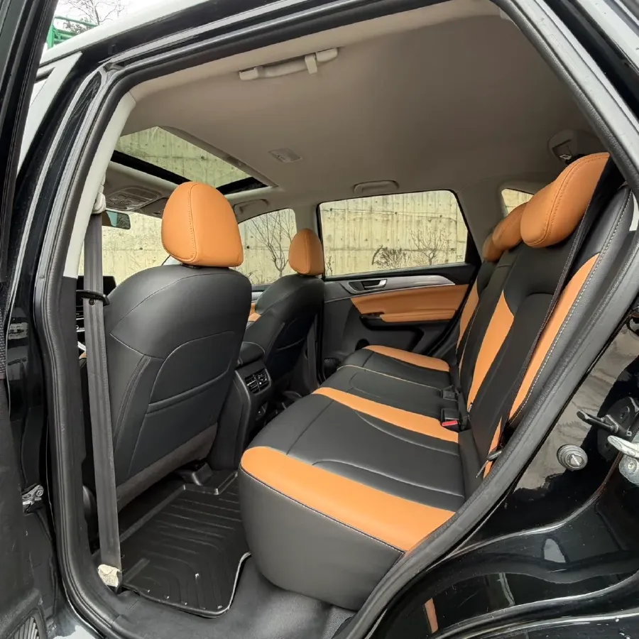 2021 Haval M6 1.5T 150HP L4 7DCT,autocango,china used car exporter,china ev exporter,chinese used car exporter,chinese used ev exporter