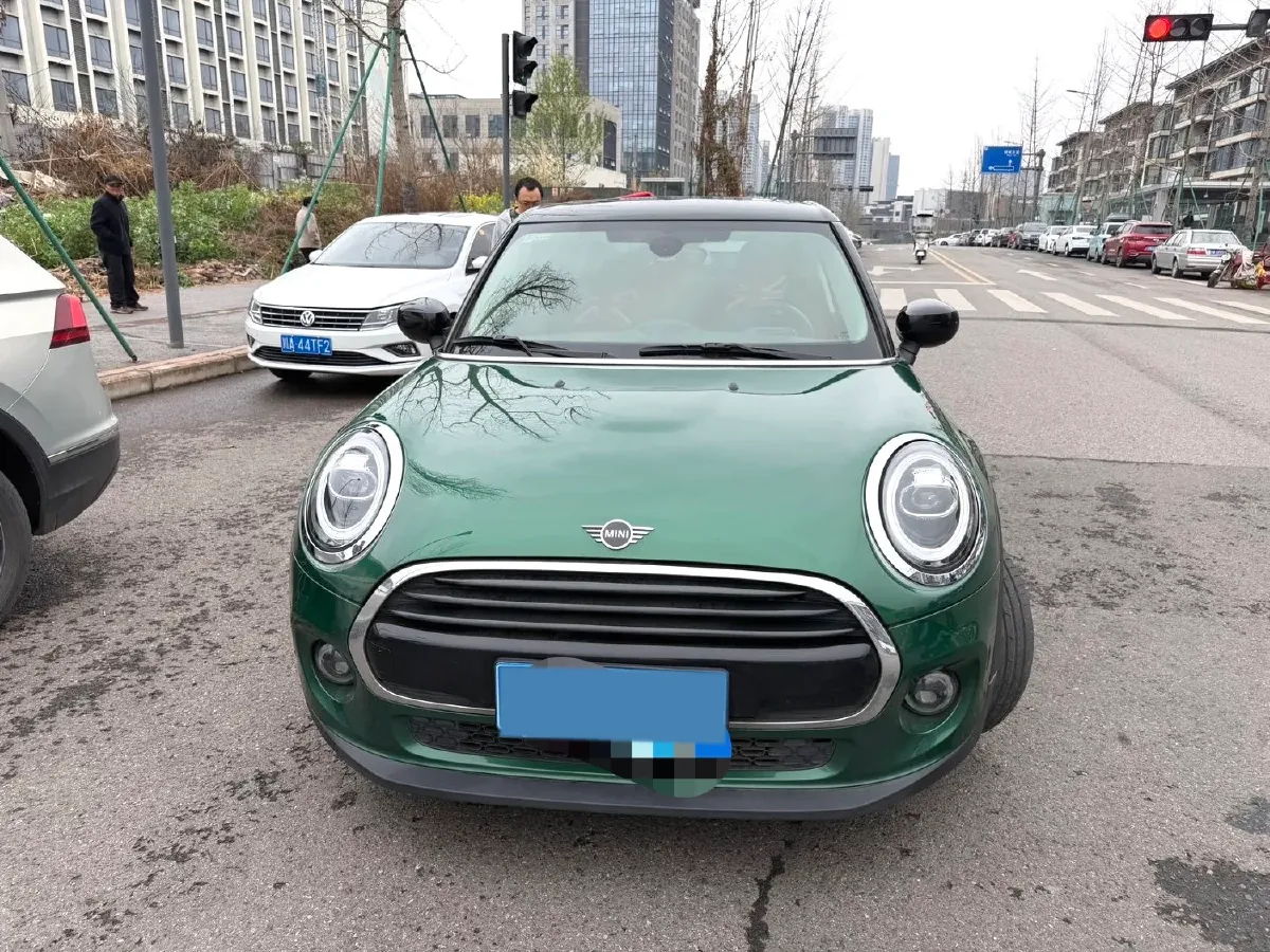 2021 MINI MINI 1.5T 136HP L3 7DCT,autocango,china used car exporter,china ev exporter,chinese used car exporter,chinese used ev exporter