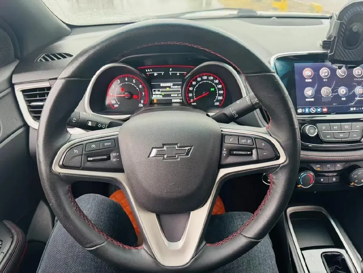 2020 Chevrolet Monza 1.3T 163HP L3 6AT,autocango,china used car exporter,china ev exporter,chinese used car exporter,chinese used ev exporter