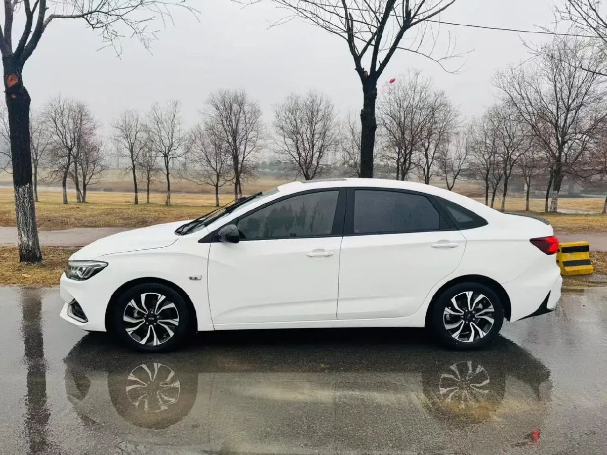 2020 Chevrolet Monza 1.3T 163HP L3 6AT,autocango,china used car exporter,china ev exporter,chinese used car exporter,chinese used ev exporter