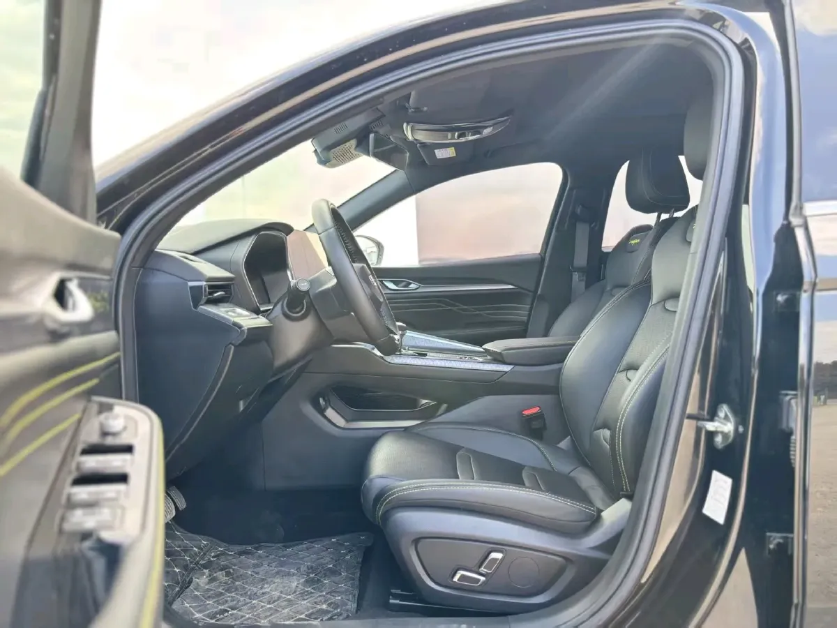 2023 Geely Preface 1.5T 181HP L4 7DCT,autocango,china used car exporter,china ev exporter,chinese used car exporter,chinese used ev exporter