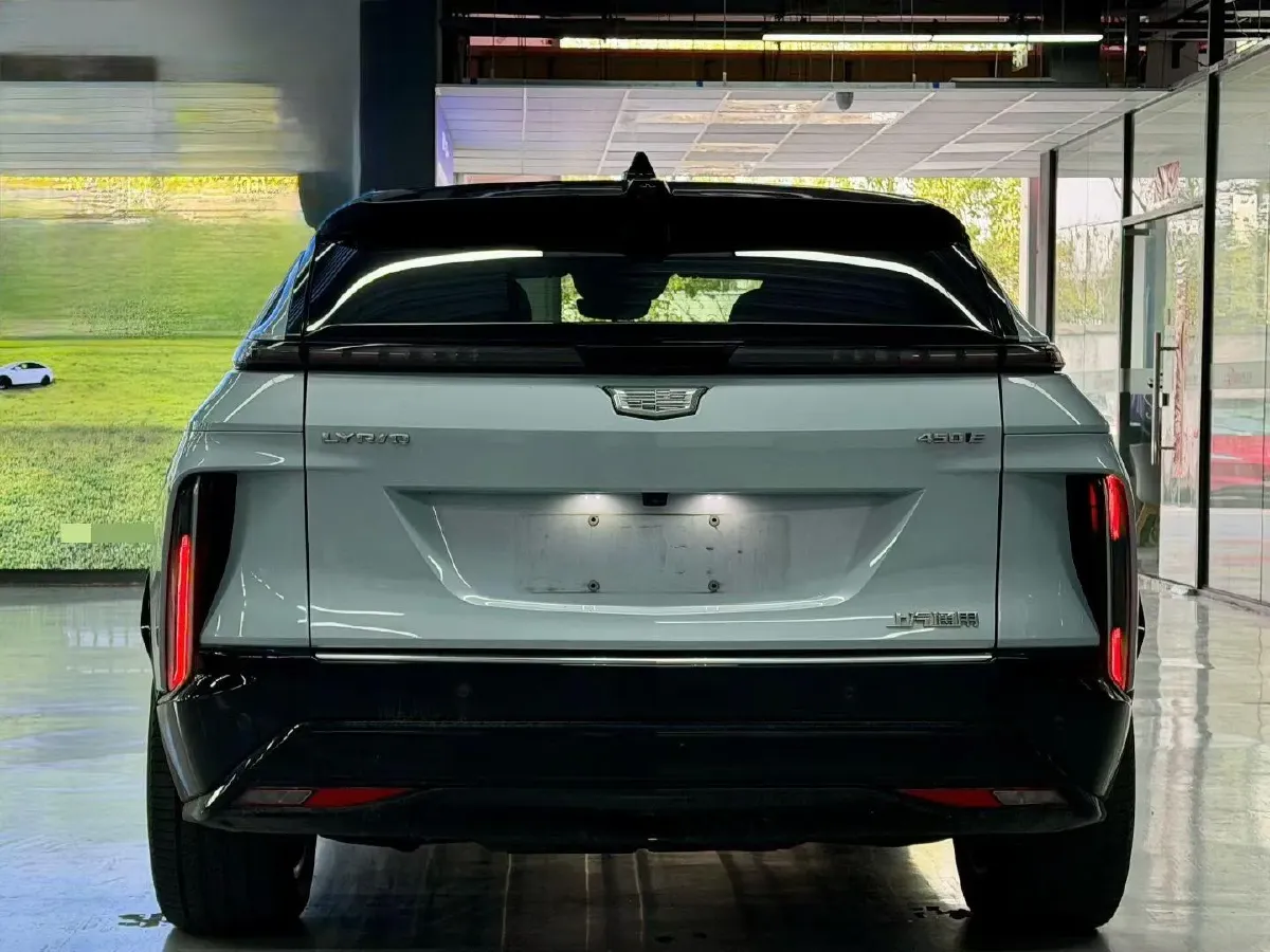 2022 Cadillac CT6 2.0T 237HP L4 10AT,autocango,china used car exporter,china ev exporter,chinese used car exporter,chinese used ev exporter