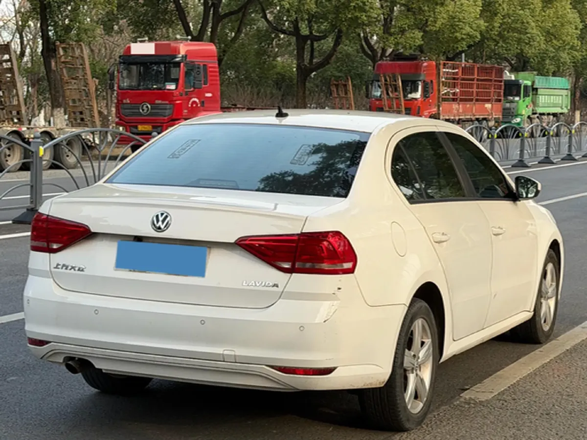 2017 Buick Excelle 1.5L 114HP L4 5MT,autocango,china used car exporter,china ev exporter,chinese used car exporter,chinese used ev exporter