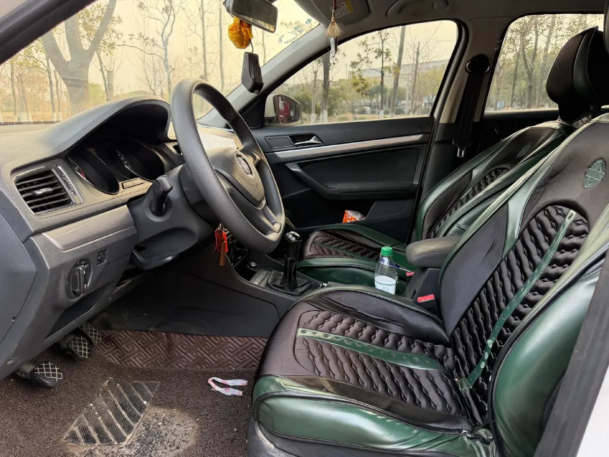 2017 Buick Excelle 1.5L 114HP L4 5MT,autocango,china used car exporter,china ev exporter,chinese used car exporter,chinese used ev exporter