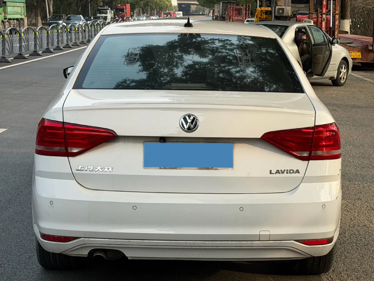 2017 Buick Excelle 1.5L 114HP L4 5MT,autocango,china used car exporter,china ev exporter,chinese used car exporter,chinese used ev exporter