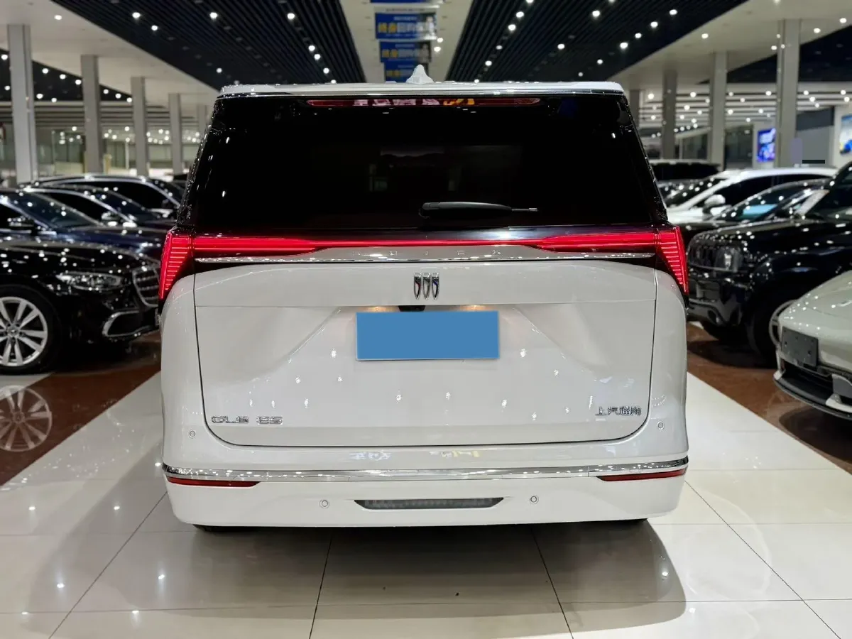 2025 Buick GL8 2.0T 237HP L4 9AT,autocango,china used car exporter,china ev exporter,chinese used car exporter,chinese used ev exporter