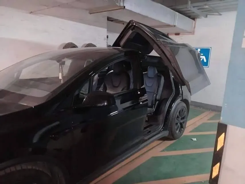 2023 Tesla Model X BEV 100KWH,autocango,china used car exporter,china ev exporter,chinese used car exporter,chinese used ev exporter